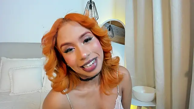 Nicole_Brown1126 Show in webcam