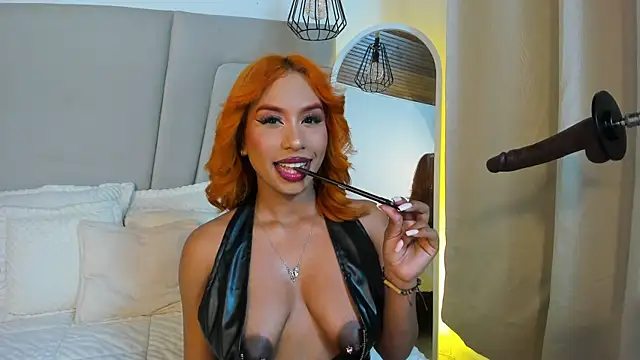 Nicole_Brown1126's Webcam Show