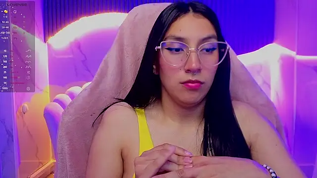 Strawberry_cute_b 라이브 XXX 채팅