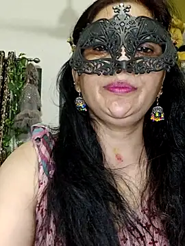 BhabhiPooja69 现场XXX聊天