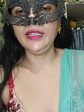 צ'אט XXX בשידור חי של BhabhiPooja69