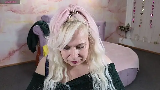 Penelope_Pinky Adlı Modelin Web Kamerası Şovu