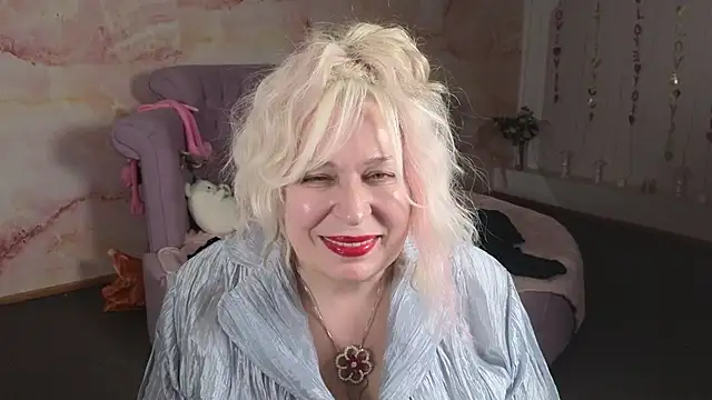 Penelope_Pinky Chat XXX in diretta