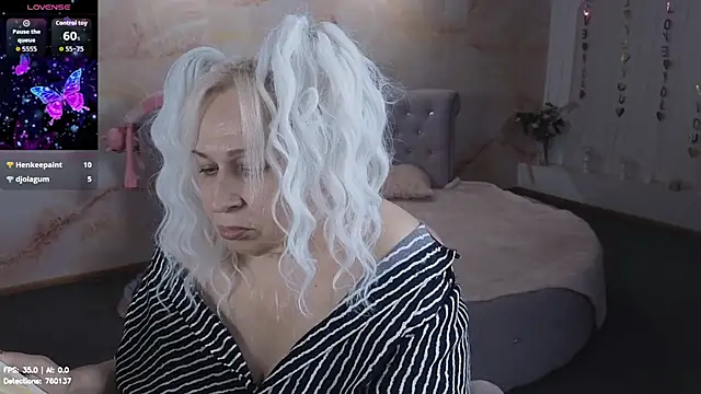 Penelope_Pinky: вебкам-шоу