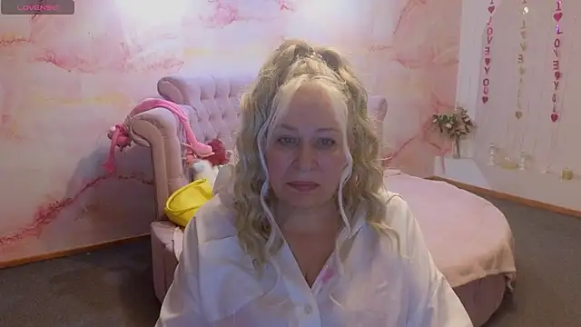 Penelope_Pinky's Webcam Show