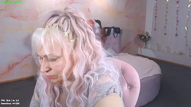 Penelope_Pinky's Webcam Show