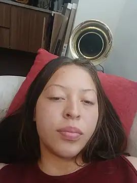 Selene_Amari Adlı Modelin Canlı XXX Sohbeti