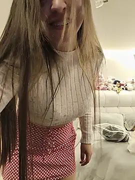 Selene_Amari Adlı Modelin Canlı XXX Sohbeti