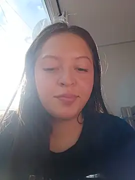 Sala de chat ao vivo de Selene_Amari