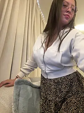 Clara_Belle: вебкам-шоу