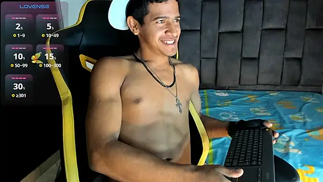 brian_smitth webkamerás műsora