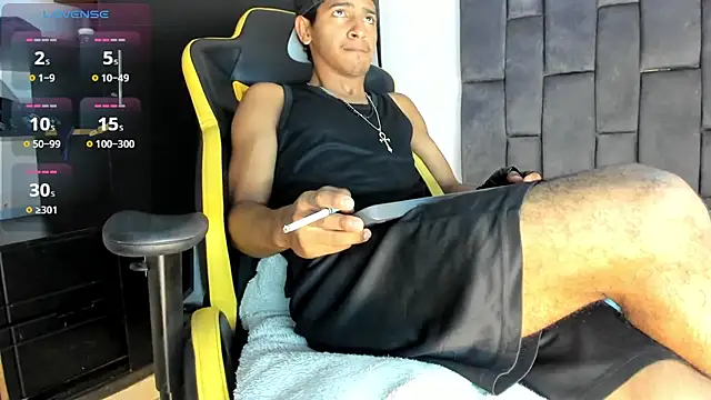 brian_smitth's Webcam Show