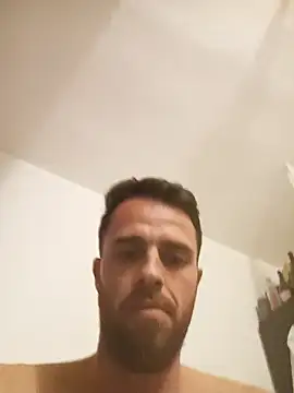 pocholoibz Show in webcam
