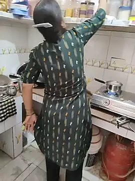 XXX chat uživo modela Sapnacpl69