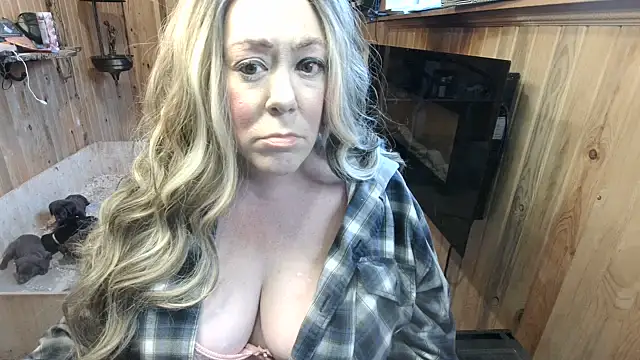 BrookeRides' Webcam Show