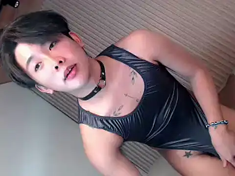 XtraHot_Alexのウェブカメラショー