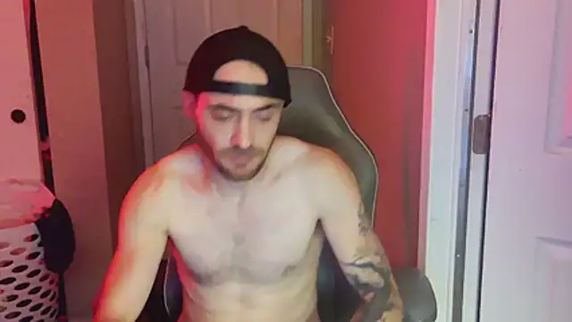 Huntzg23's Webcam Show