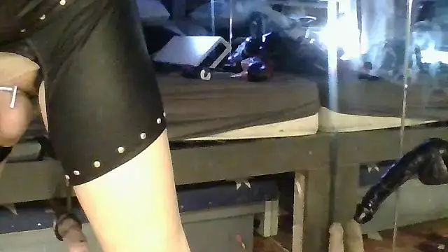 Pertunjukan Kamera Web kinkycdslutsv