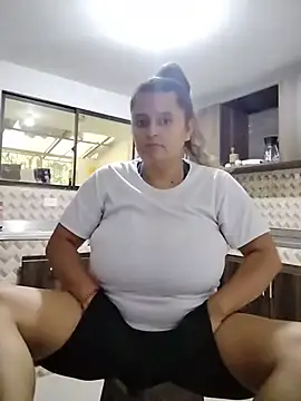 Miss_balloonsmila élő XXX-chatje