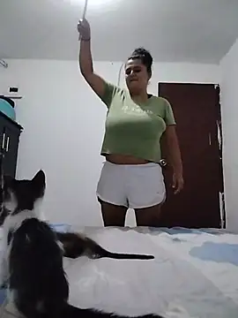 Miss_balloonsmila Adlı Modelin Canlı XXX Sohbeti