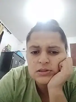XXX chat uživo modela Miss_balloonsmila