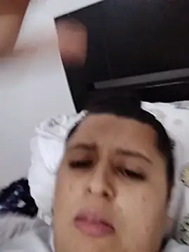 צ'אט XXX בשידור חי של Miss_balloonsmila