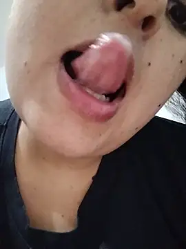 Miss_balloonsmila's Live XXX Chat