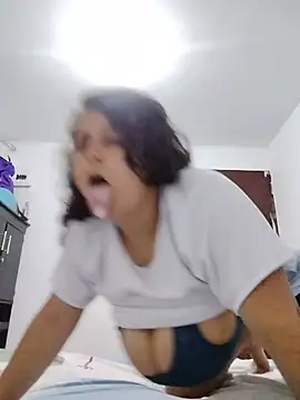 XXX chat uživo modela Miss_balloonsmila