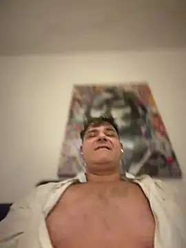Show de SecretlyDD na webcam