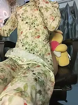 Lucy_limon webkamerás műsora