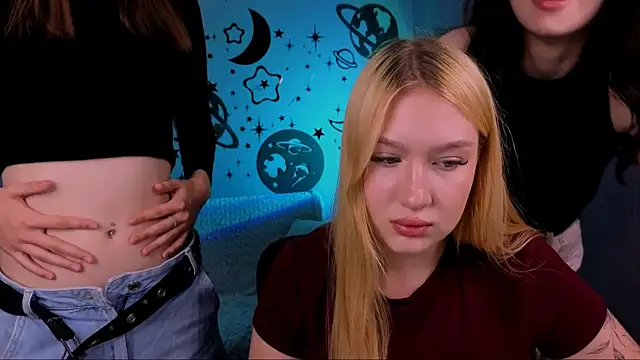 playful_sophie's Webcam Show