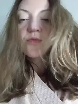KattyLuuu Adlı Modelin Canlı XXX Sohbeti