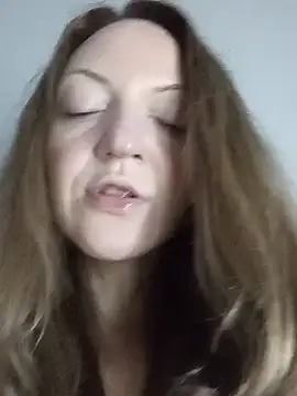 KattyLuuu's Live XXX Chat