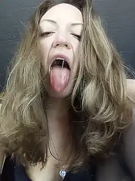 KattyLuuu's Live XXX Chat