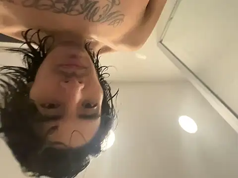 GIOOOO568 Show in webcam