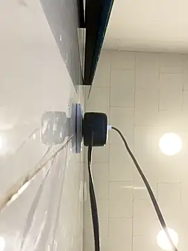 Pertunjukan Kamera Web GIOOOO568