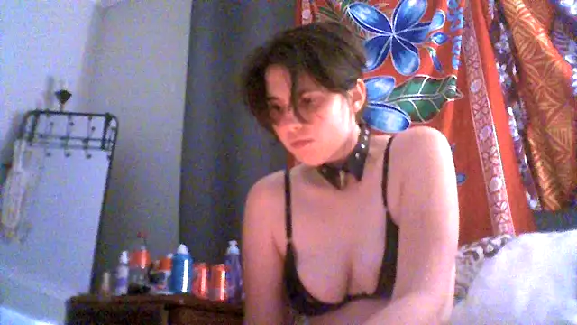 lara1105 Show in webcam