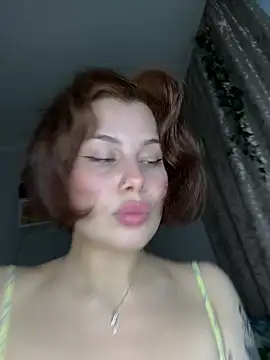 AmmyRich1 Adlı Modelin Canlı XXX Sohbeti