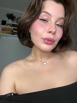 AmmyRich1 Adlı Modelin Web Kamerası Şovu