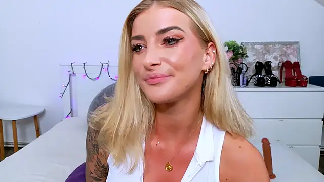 Lia_Benini Webcam-Show