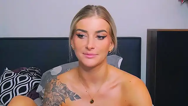 Webkamerová show Lia_Benini