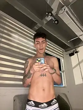 Angel_xxx's Webcam Show
