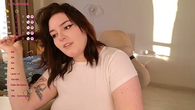Živý XXX chat YumiYammy