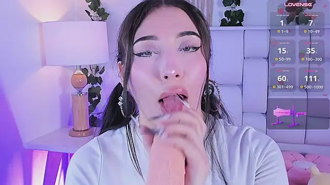 Miaa_gh1: вебкам-шоу