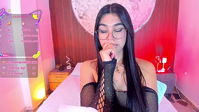 RoseCassie's Webcam Show