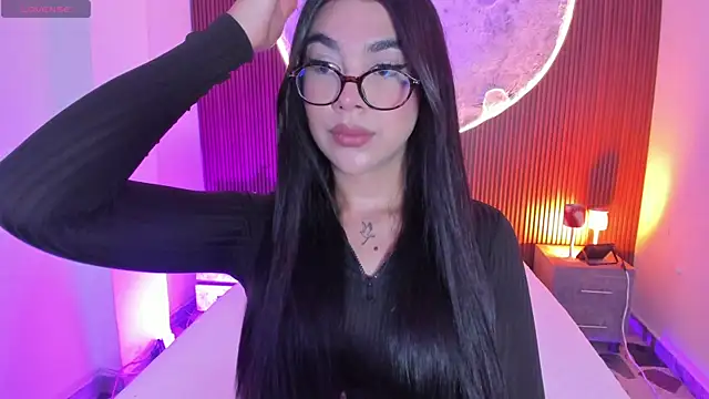 RoseCassie's Live XXX Chat