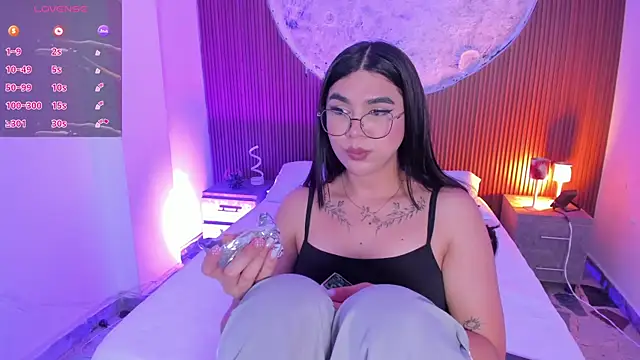 RoseCassie's Webcam Show