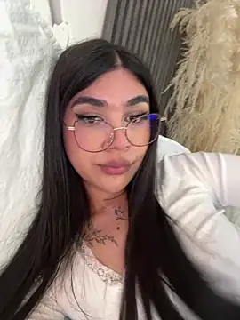 RoseCassie's Webcam Show