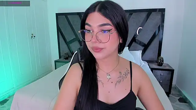 RoseCassie's Webcam Show