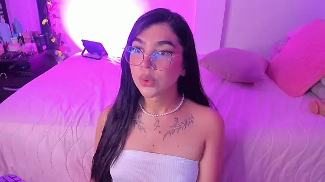 RoseCassie: вебкам-шоу